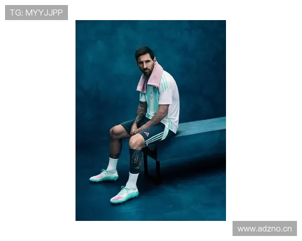 梅西今天居然穿了双普通球鞋，谁能想到这届巨星也会“接地气”呢？